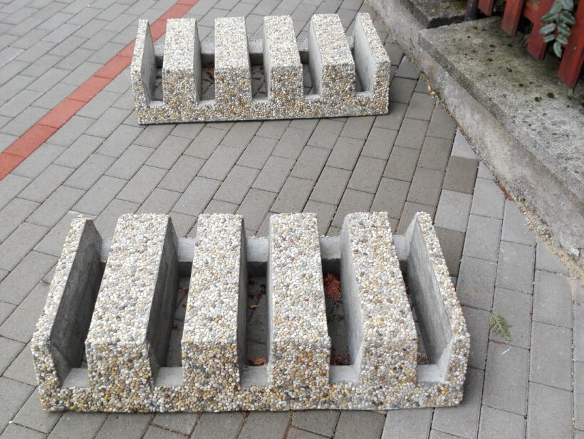 betonovy stojan bicykle